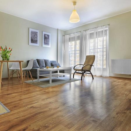 Apartamenty Aparts Łódź Exteriör bild