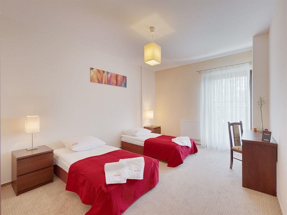 Apartamenty Aparts Łódź Exteriör bild