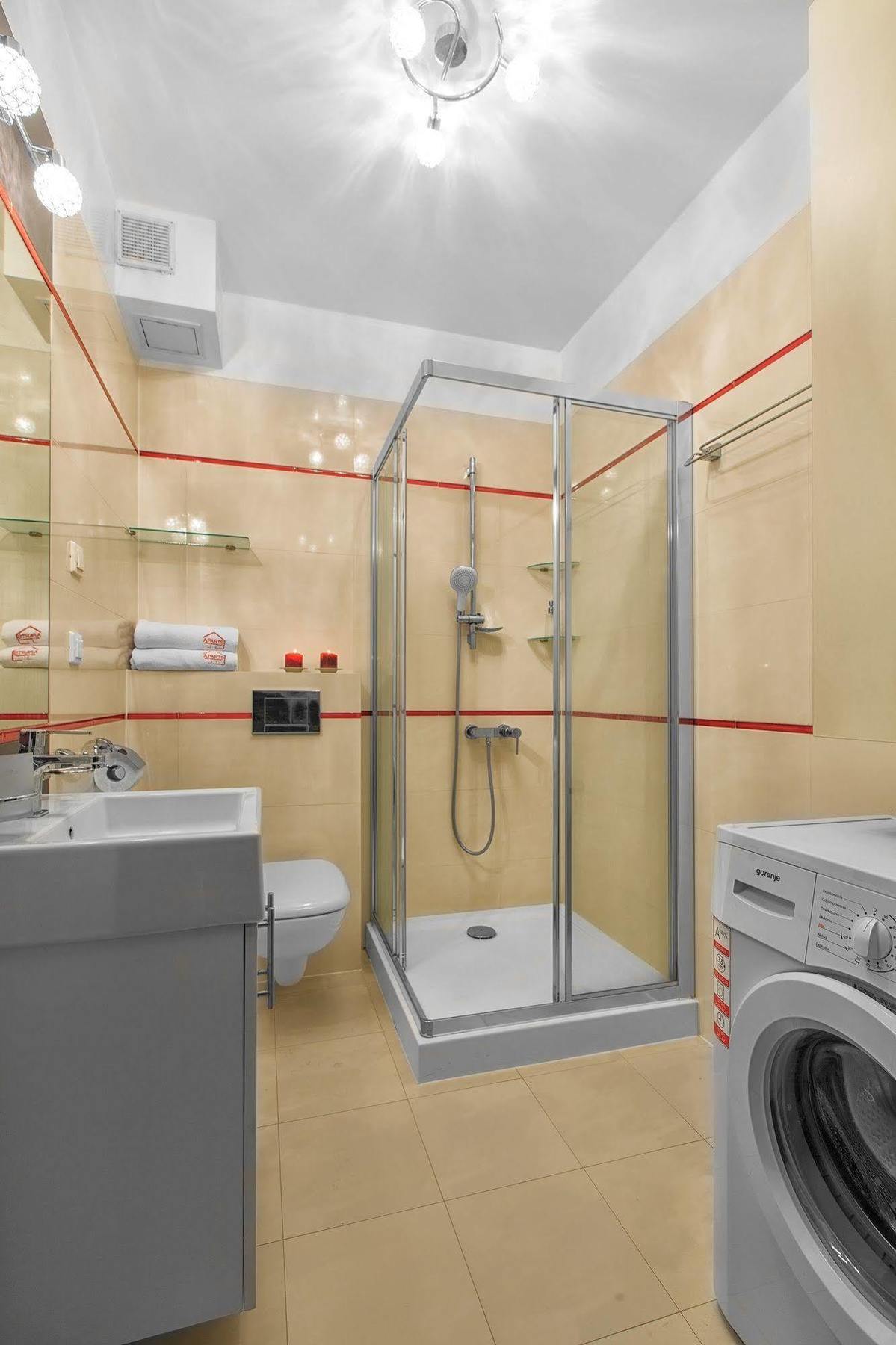 Apartamenty Aparts Łódź Exteriör bild